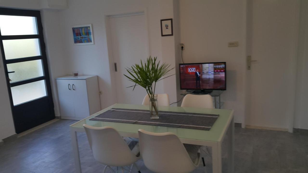 Apartmani A1 Marina, Okrug Gornji Trogir Kültér fotó