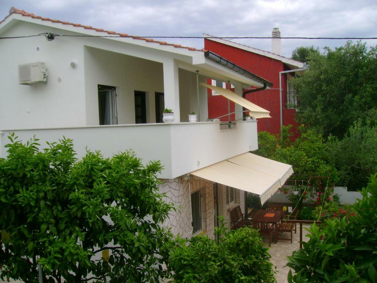 Apartmani A1 Marina, Okrug Gornji Trogir Kültér fotó