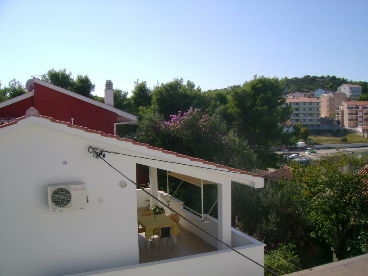 Apartmani A1 Marina, Okrug Gornji Trogir Kültér fotó