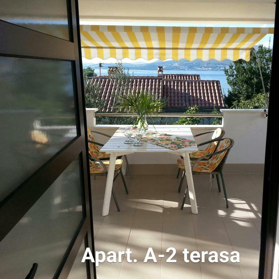 Apartmani A1 Marina, Okrug Gornji Trogir Kültér fotó