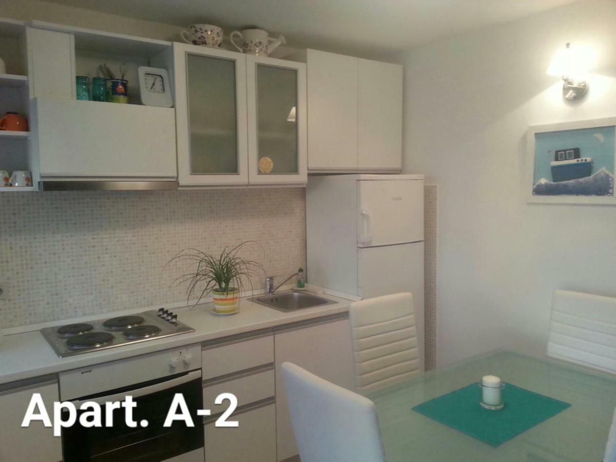 Apartmani A1 Marina, Okrug Gornji Trogir Kültér fotó